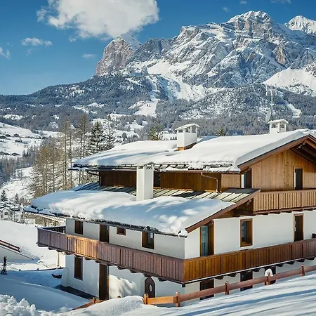 Snow & Silence Apartment